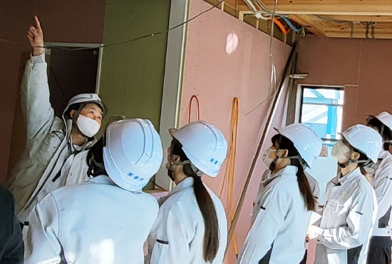 会社説明会・インターン情報